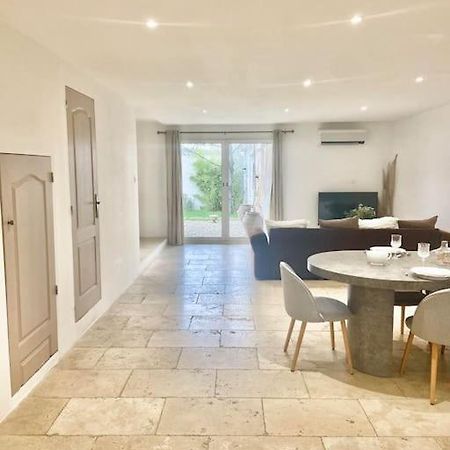 Maison Avec Jardin Et 3 Petits Chats , Proche Du Chateau Lacoste Le Puy-Sainte-Réparade Zewnętrze zdjęcie